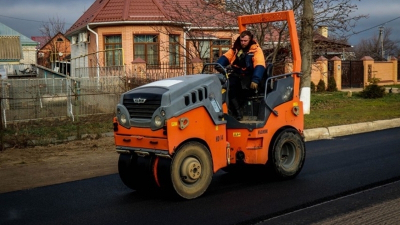 В Невинномысске ремонтируют дорогу по нацпроекту