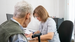 Врачи мобильных бригад проконсультировали более 2 тыс. жителей Арзгирского округа 